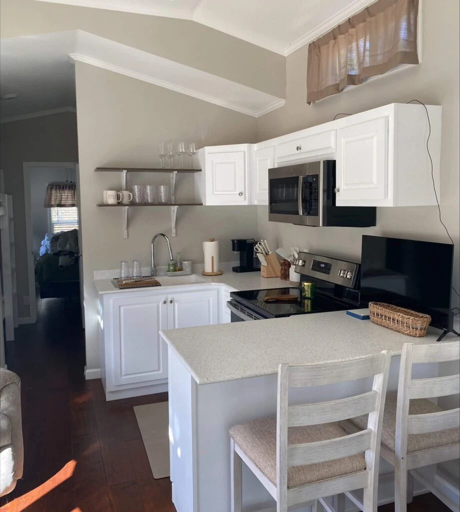 Vacavia Cottages & Cabins park model home